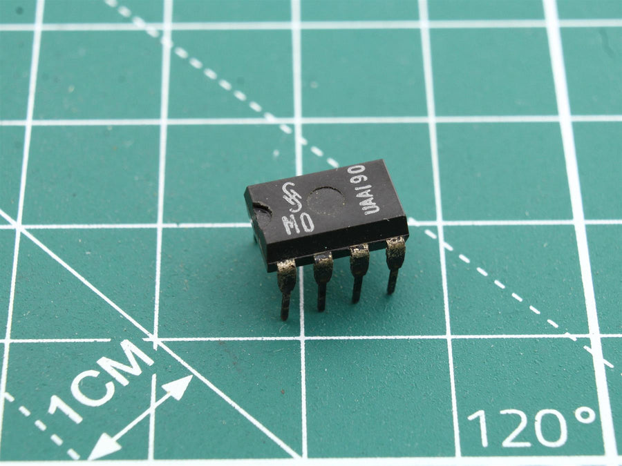 UAA190 Integrated Circuit (IC) - Used