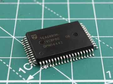 TEA6880H Integrated Circuit (IC) - Used