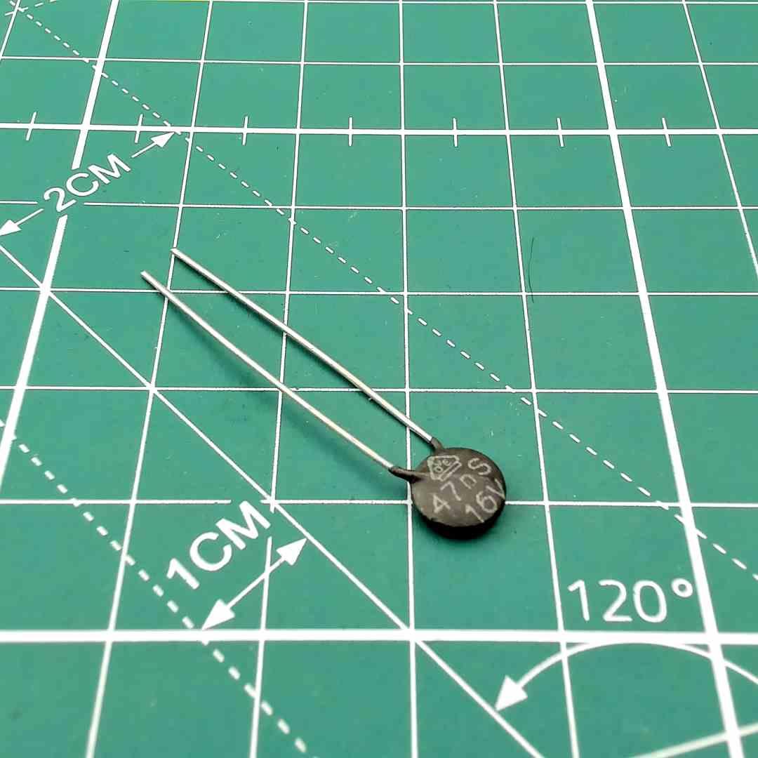 Ceramic Capacitor 470nF 16 Volts