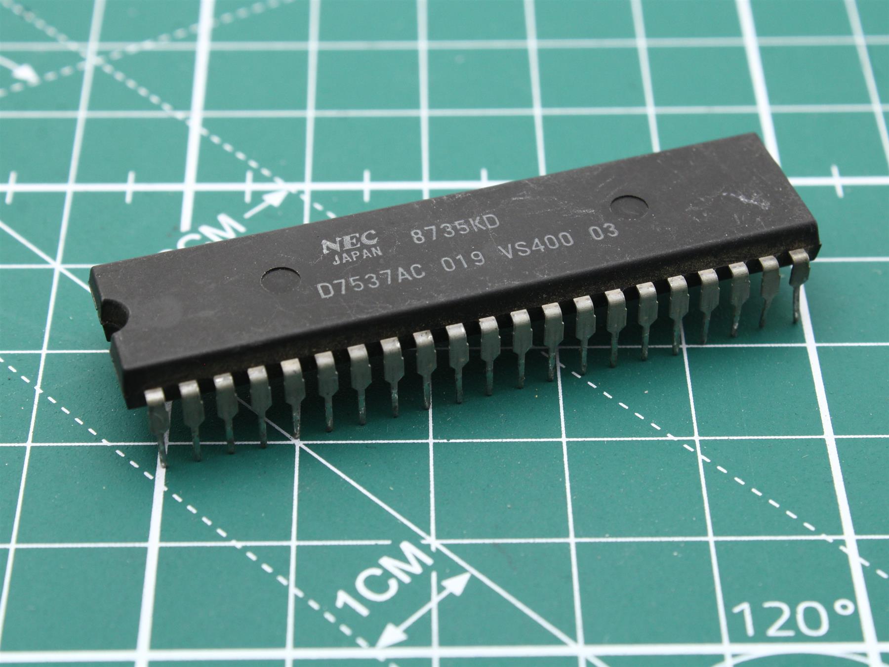 D753AC-019 GRUNDIG VS400 integrated circuit