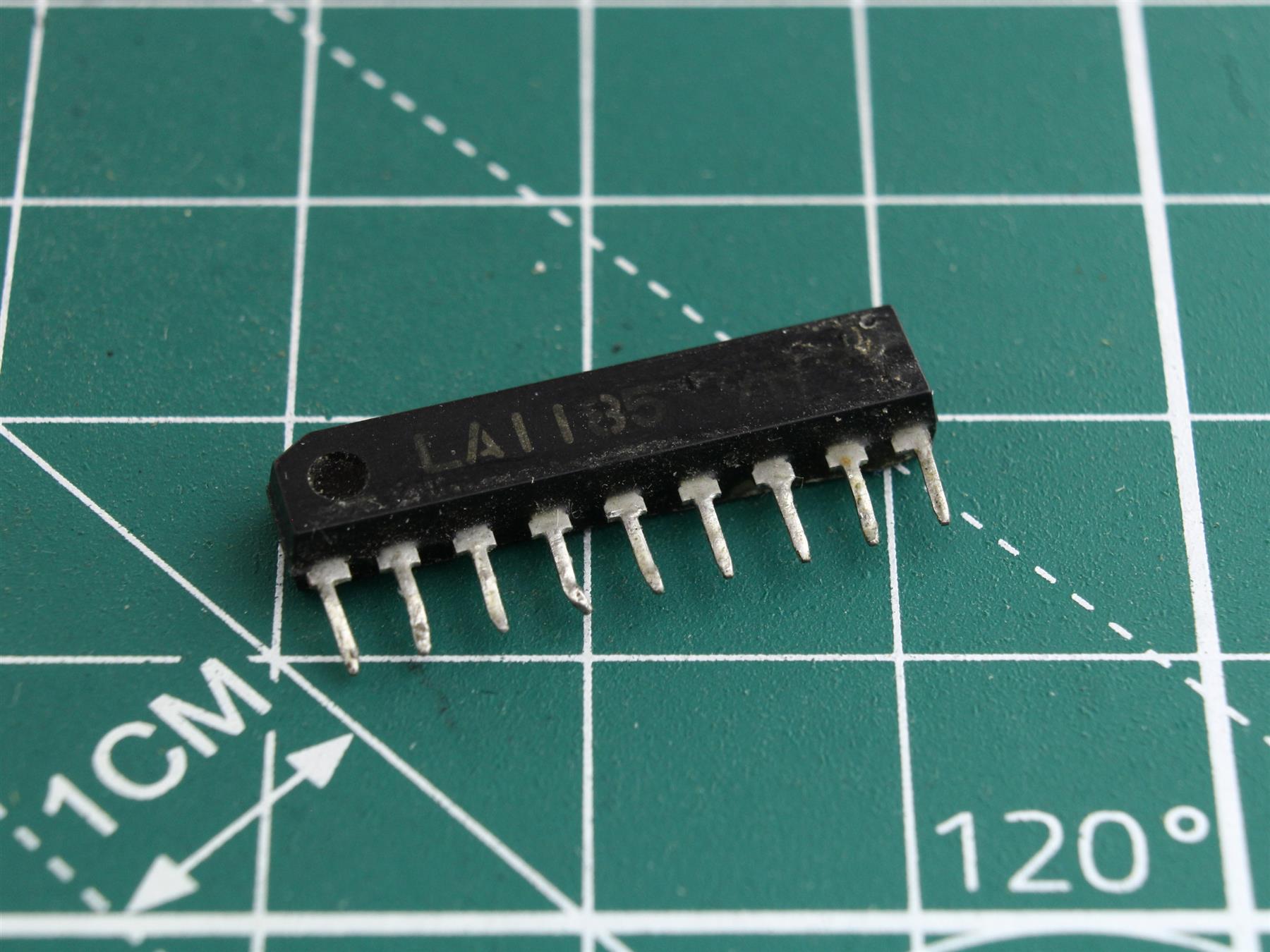 LA1185 integrated circuit