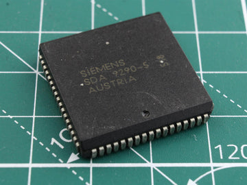 SDA9290-5 Siemens Integrated Circuit - Used