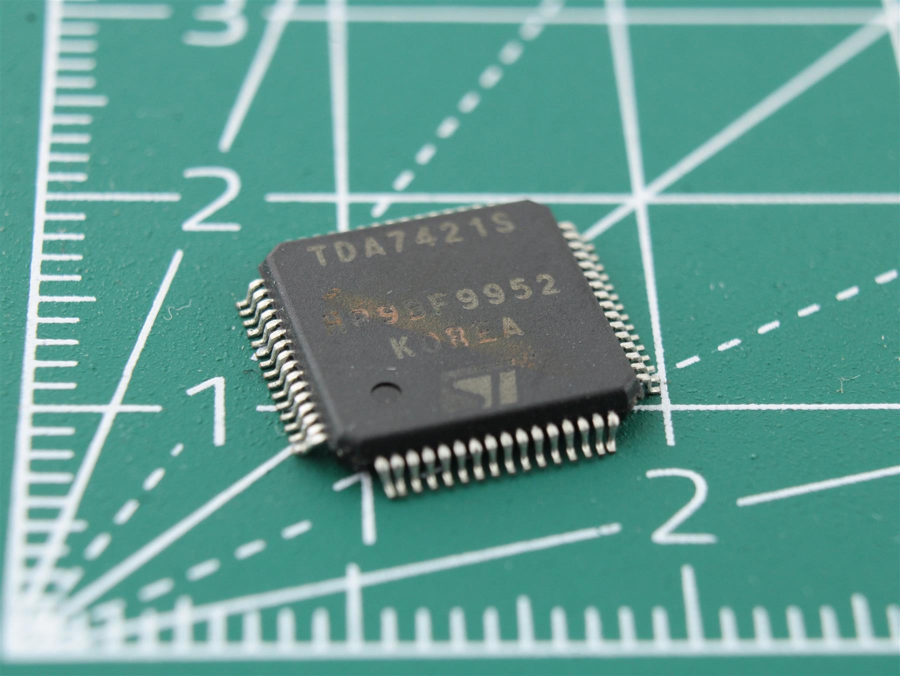 TDA7421 Integrated circuit