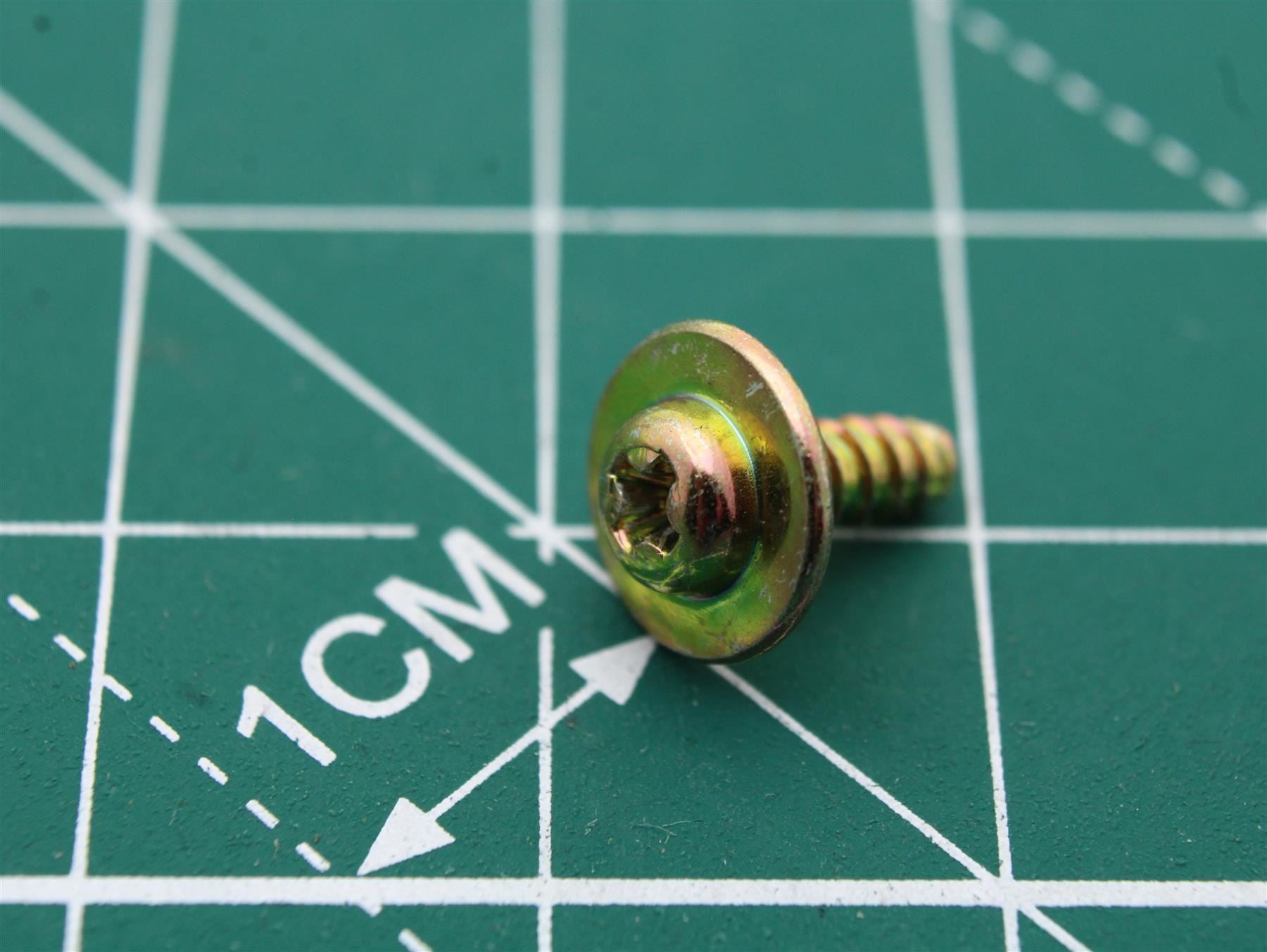 Screw for Aiwa XG-220 Mechanism Cd (Position 06)