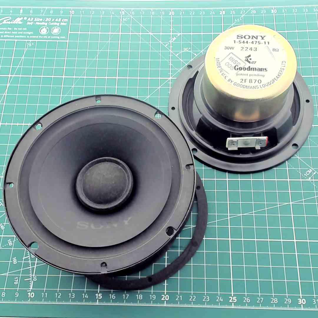 Pair of Round Replacement Speakers 8 Ohm 30 W [Ø129x70mm], Sony Goodmans 1-544-475-11
