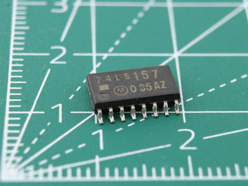 74LS157 SMD Integrated Circuit - Used