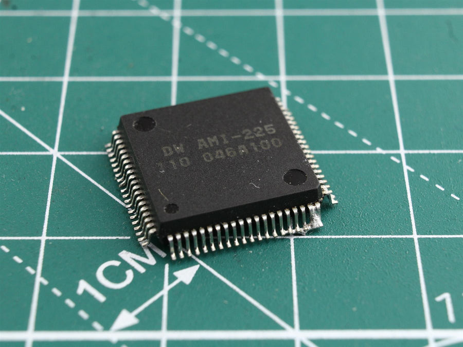 DW AMI-225 110 Integrated Circuit - Used