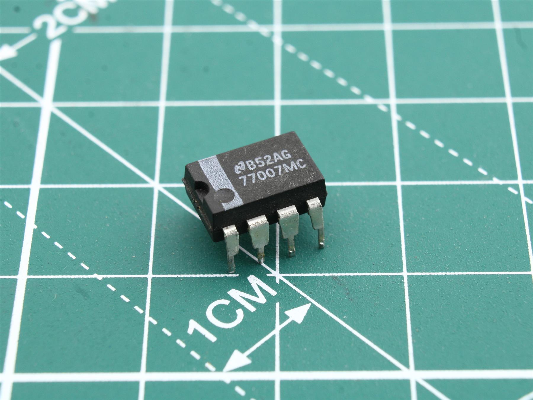 77007MC Integrated circuit FORD 2003R