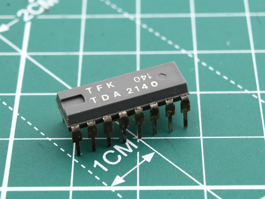 TDA2140 Integrated Circuit (IC) - Used