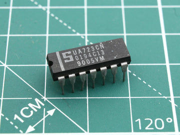 UA723CN Integrated Circuit (IC) - Used
