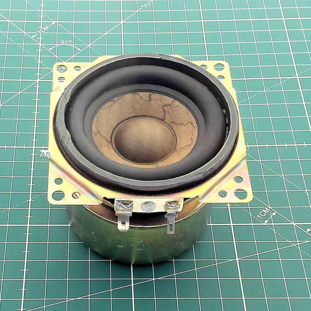 Round Replacement Speaker 6 Ohm 15 W [80x80x70mm], Sony 1-529-417-11