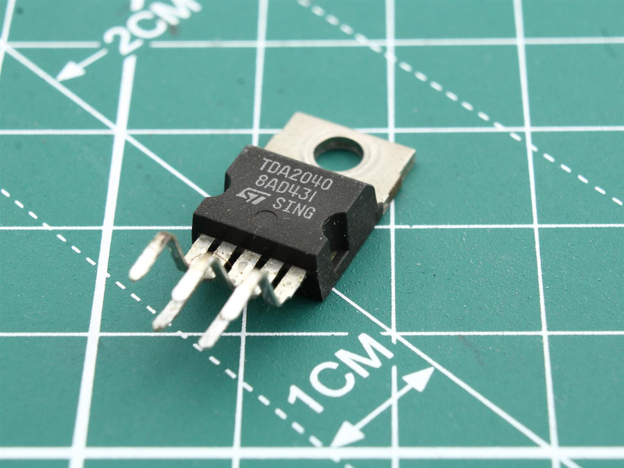TDA2040 Integrated Circuit (IC) - Used