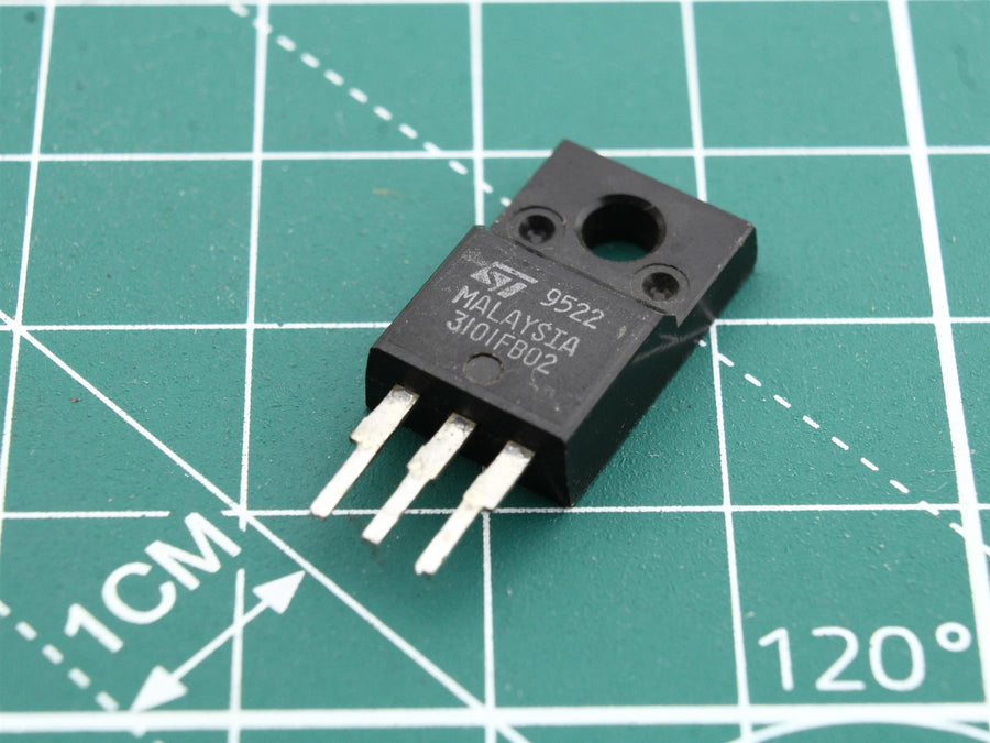 3101FB02 Integrated Circuit Ford 2003R - Used