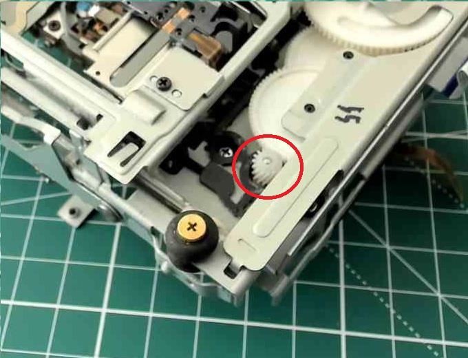 Sony MDS-JE320 Loading Motor Gear Replacement for MiniDisc