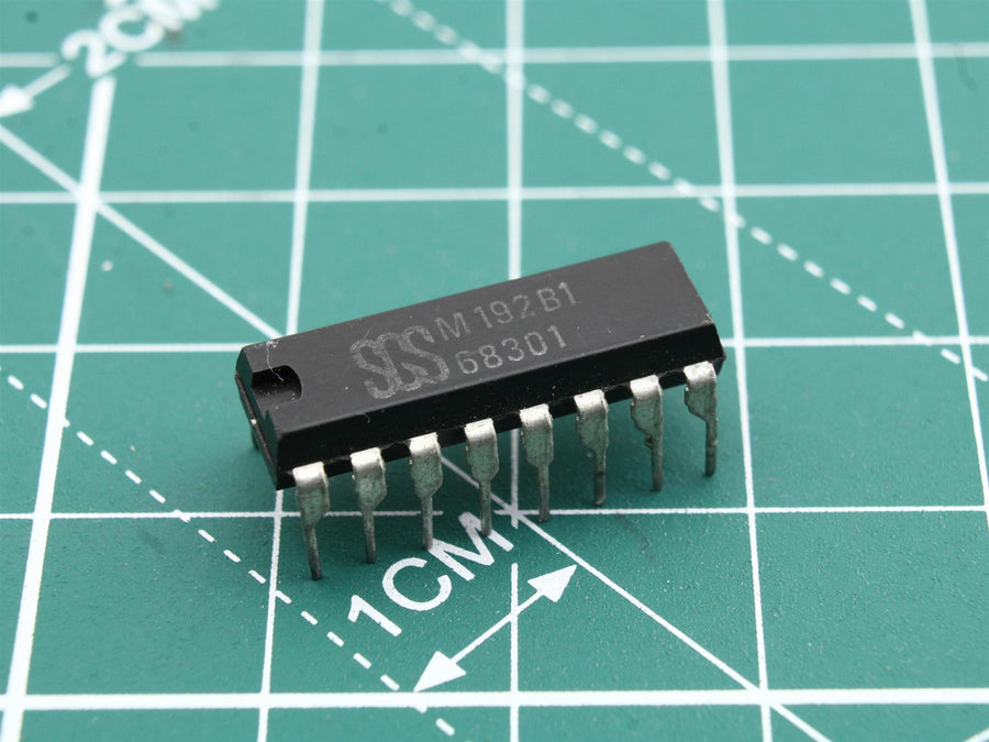 M192B1 SGS Integrated Circuit - Used