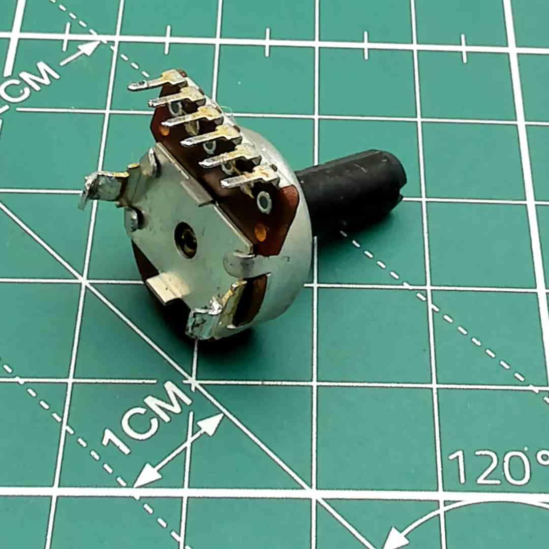 50K Rotary Potentiometer with Shaft for Aiwa CA-DW Series