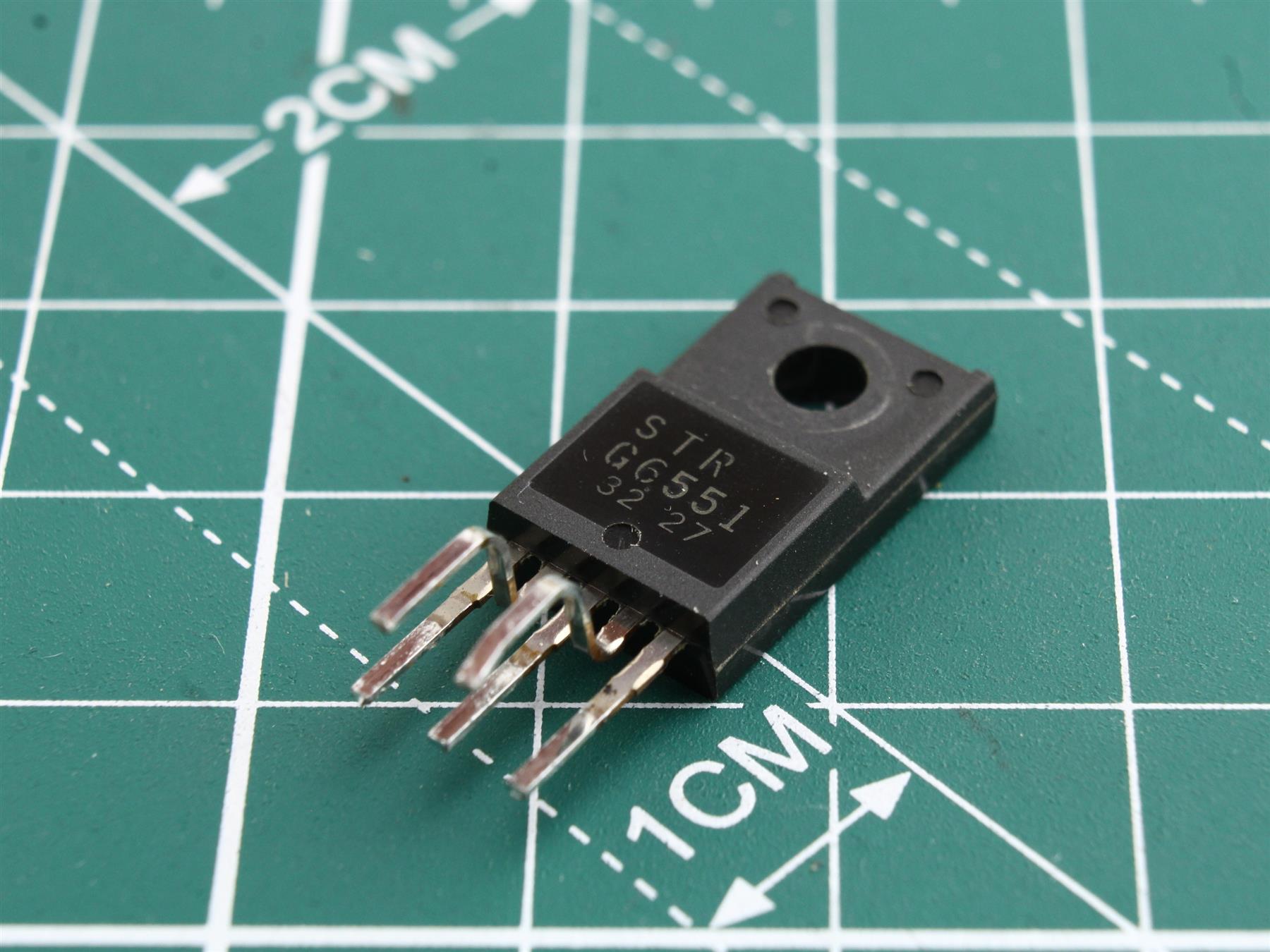 STRG6551 integrated circuit