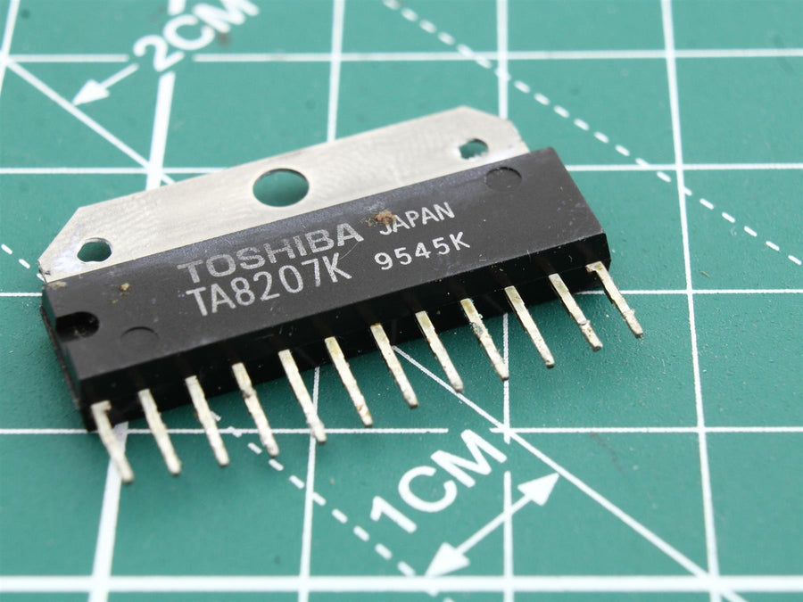 TA8207K Toshiba Integrated Circuit - Used