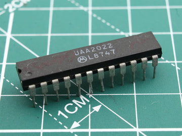 UAA2022 Integrated Circuit (IC) - Used