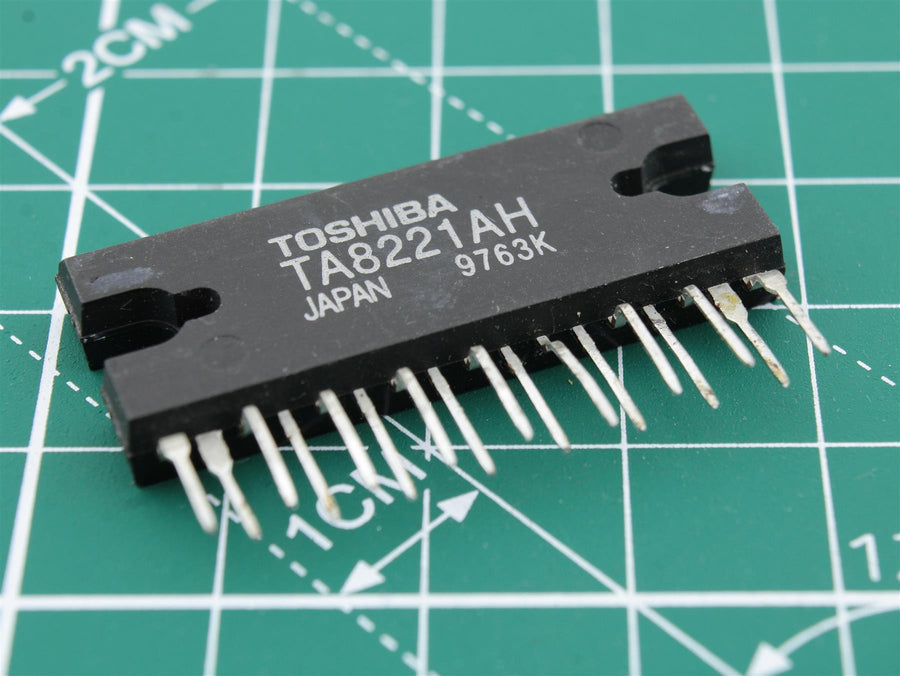 TA8221AH Integrated Circuit (IC) - Used