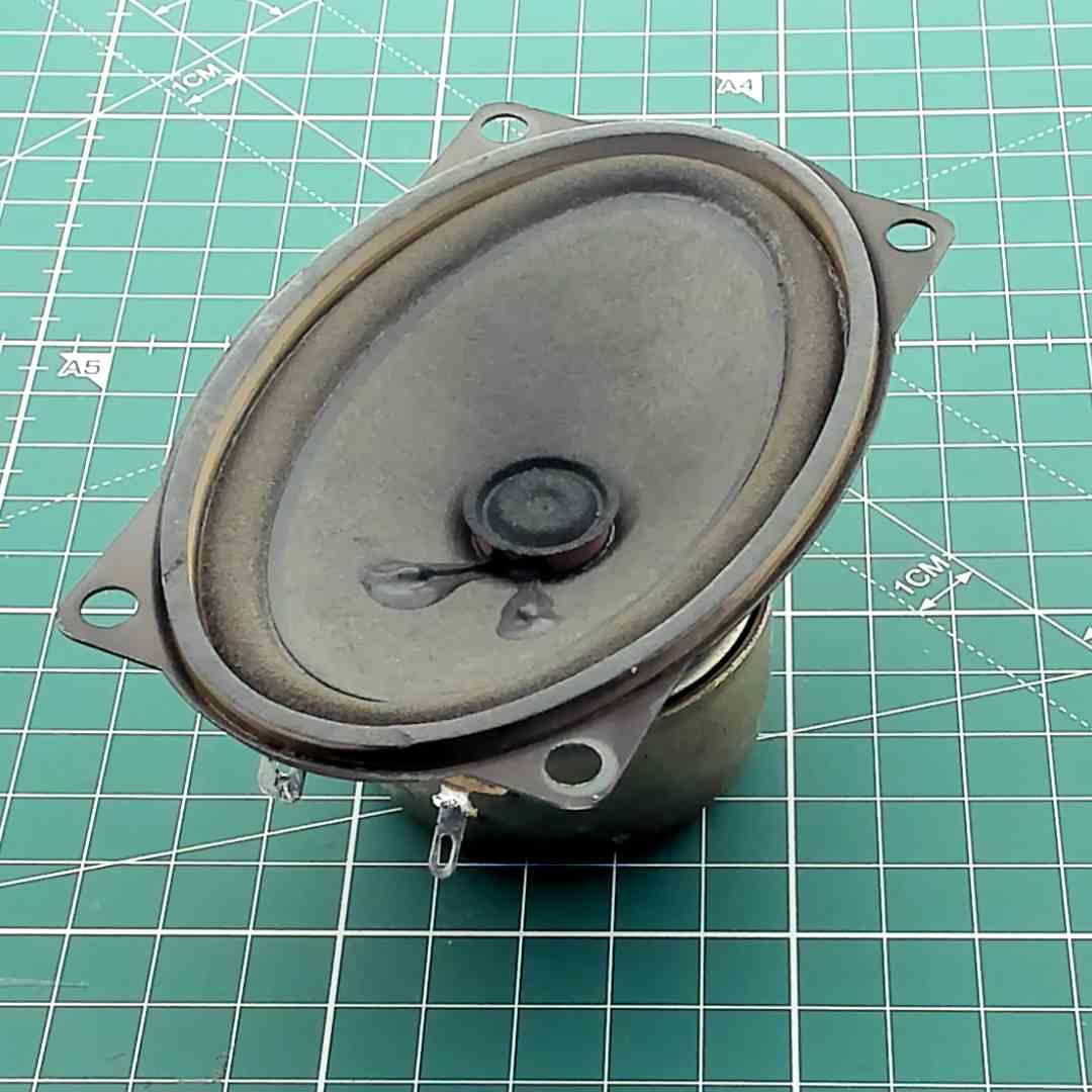 Oval Replacement Speaker for Vintage Audio, 8 Ohm 10 W [105x70x50mm]